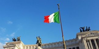 Italia extinde restricțiile de călătorie
