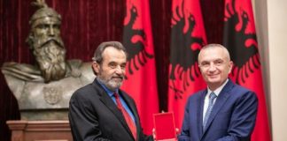 Biblioteca “Moikom Zeqo” din Tirana se deschide pentru cititori