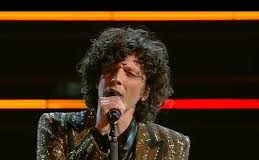 Ermal Meta în Sanremo: o mie de motive pentru a căștiga Festivalul