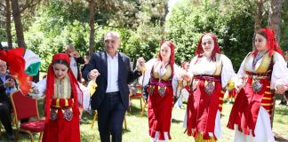 Președintele Meta cu reprezentanți ai minorității de Ziua Mondială a Diversității Culturale pentru Dialog și Dezvoltare