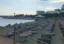 Poliția începe operațiunea pentru eliberarea spațiilor publice pe plaje