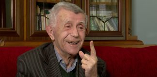 Se stinge la vârsta de 91 de ani scriitorul și dramaturgul Fadil Kraja