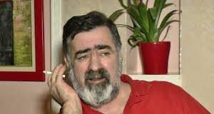 S-a stins celebrul poet liric Arben Duka