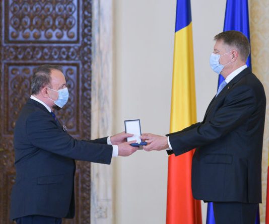 Luan Topçiu printre personalitățile din domeniul cultural, decorate de Președintele României