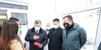 Vizita de lucru a ambasadorului României, E.S. dl. Octavian Șerban, în localitatea Fier