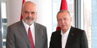 Președintele Erdogan vizitează astăzi Albania
