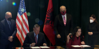 Scandalul cu salariiale, guvernul semnează un acord de securitate cibernetică