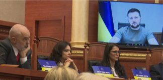 Președintele Ucrainei, Volodymyr Zelensky, a vorbit în parlamentul albanez