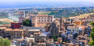 La 3 octombrie 1895 s-a încheiat Primul Congres lingvistic albanez la Corigliano Calabro