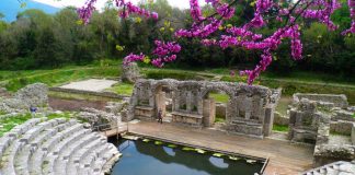 Expoziție de fotografii pentru cea de-a 30-a aniversare a Butrintului la UNESCO