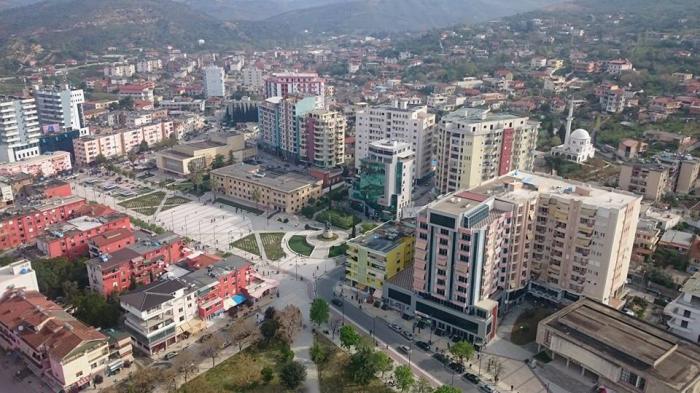 Albania, zguduită iar de cutremure- oamenii au ieșit pe străzi în Lushnja