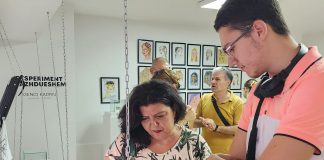 Deschisă la Tirana expoziția artistului din minoritatea macedoneană