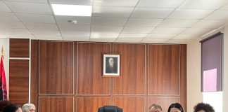 Profesorii români oaspeți la deschiderea anului academic la Universitatea din Corcea