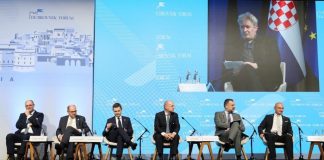 Participarea Ministrului pentru Europa și Afacerile Externe Hasani la Forumul Dubrovnik 2025, cu tema „Channelling the Change”, precum și la reuniunea la nivel ministerial în formatul Ucraina – Europa de Sud-Est