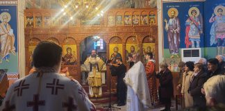 Mitropolitul Korcei, Înaltpreasfinṭia Sa Anastas Mamaj, a slujit pentru prima dată la Biserica aromână “Schimbarea la Faţă (Sf. Sotir)”