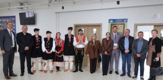 Costumele minorității naționale aromâne prezentate la Corcea
