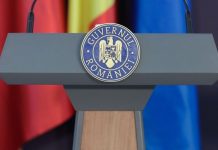 În ultima duminică a lunii mai este sărbătorită Ziua Românilor de Pretutindeni