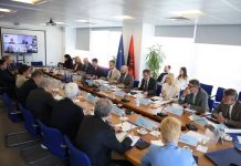 Ambasadorii UE și ministrul pentru Europa și Afaceri Externe, Ferit Hoxha discută progresul reformelor în Albania
