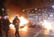 Protestele antiguvernamentale din Albania continuă, mii de oameni cer demisia premierului Edi Rama